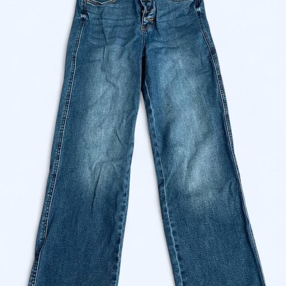 Judy blue high waisted button fly straight leg jeans